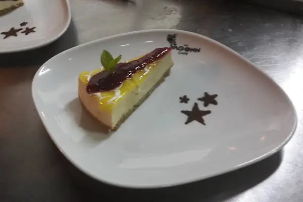 The Vagonn Cafe - Resim 16