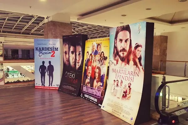 Airport Sinema - Resim 15