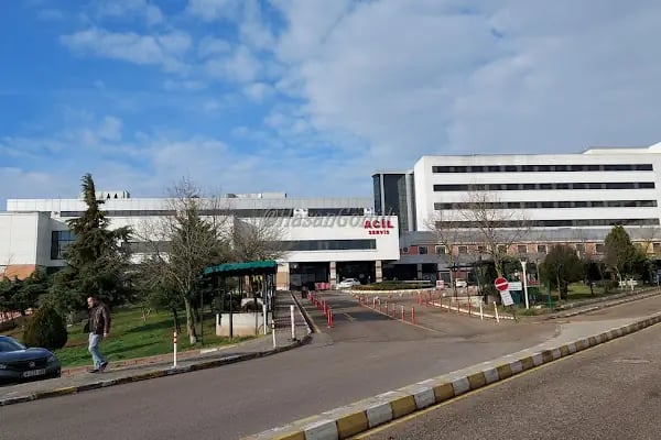 Kocaeli Üniversitesi Araştırma ve Uygulama Hastanesi Acil Servisi - Resim 2