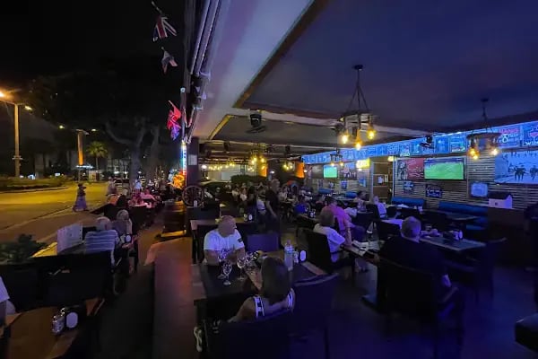 Kleopatra Blue Hawaii Restaurant - Resim 2