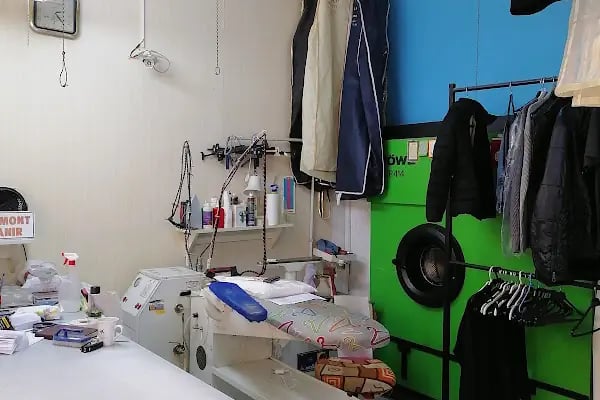 Expres Kuru Temizleme ve Halı yıkama hizmetimiz ayrı dükkandadır ücretsiz servis - Resim 3