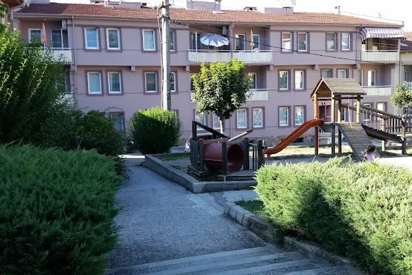 Kartopu Çocuk Parkı - Resim 4