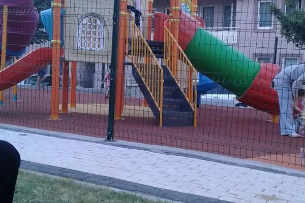 Kartopu Çocuk Parkı - Resim 2