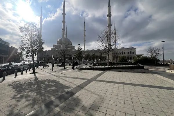 Taşoluk Yeşil Camii yanı Seyir Tepesi - Resim 5