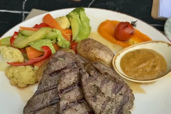 Dali Food &amp; Cafe - Resim 18