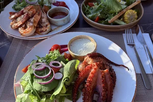 Dali Food &amp; Cafe - Resim 20