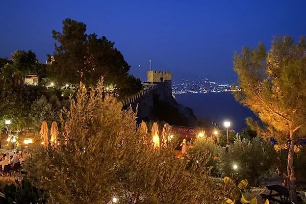Dali Food &amp; Cafe - Resim 6