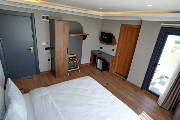 Shelton Airport Otel - Resim 9