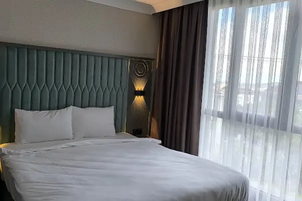 Shelton Airport Otel - Resim 16