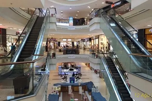 Kanatlı Alışveriş Merkezi - Resim 16