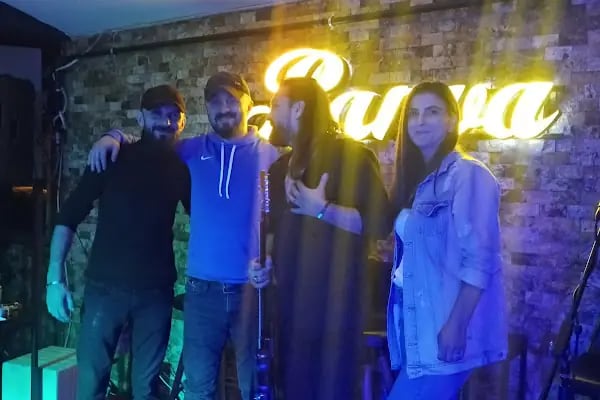 barva cafe - Resim 11