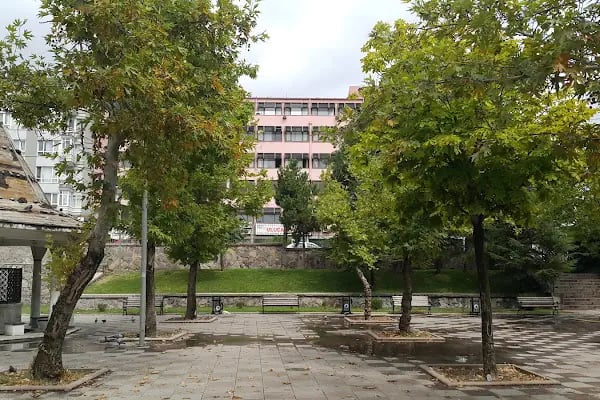 Ulucanlar Göz Eğitim ve Araştırma Hastanesi - Resim 6