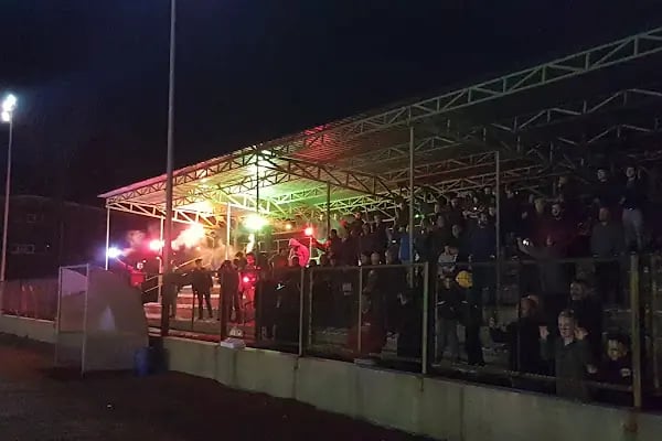 Sanayi Stadyumu - Resim 3