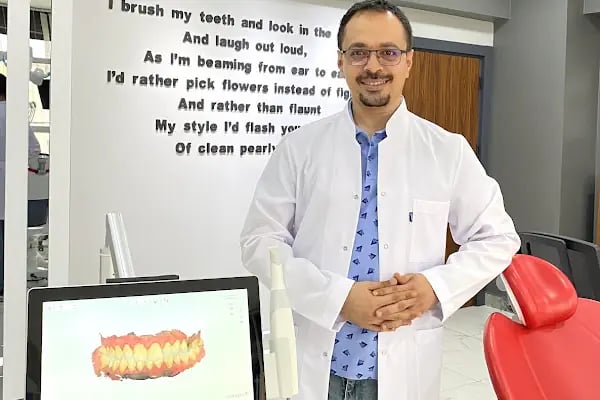 Suat Eroğlu Diş Kliniği (Dt Suat Eroğlu-Dt Eda Birer) - Resim 7