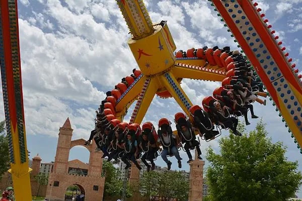 Medland Lunapark - Resim 19