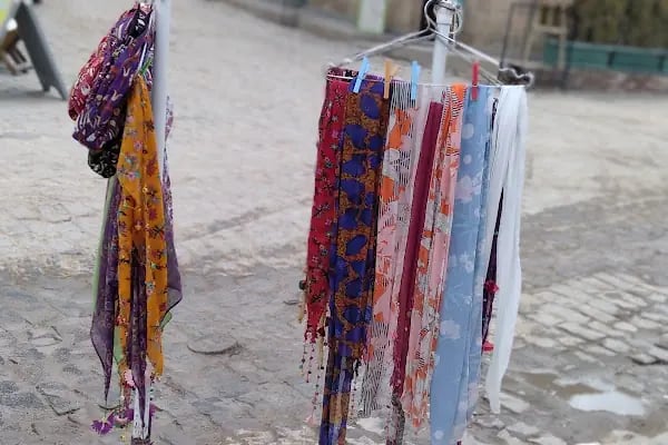El Yapımı Otantik Takılar Hediyelik Eşya Kaligrafi Sanatı Hint Kınası - Resim 4