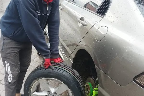 FIRAT LASSA PETLAS HANKOOK MİCHELİN GOODYEAR CONTİNENTAL YOL YARDİM LASTİKÇİ LASTİKCİ - Resim 17