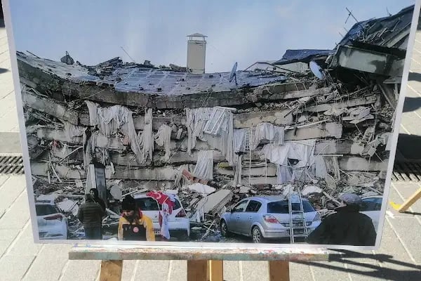 Avcılar Merkezi - Havuz - Resim 9