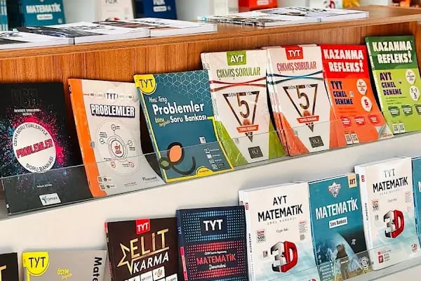Fika Kitabevi Kütüphane Kahramanmaraş - Resim 2