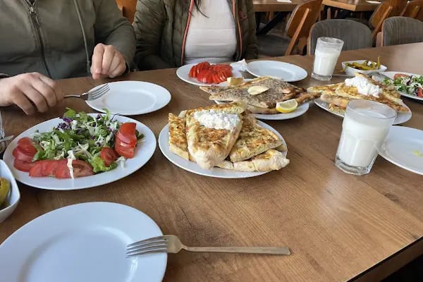Reis'in Yeri Aile Balık Restoran - Resim 1