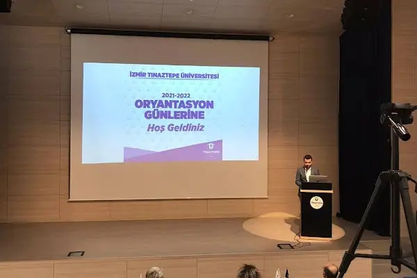 İzmir Tınaztepe Üniversitesi - Resim 13