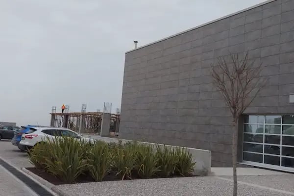 İzmir Tınaztepe Üniversitesi - Resim 14