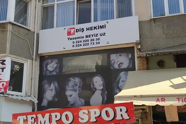 Diş Hekimi Yasemin Beyiz Uz - Resim 1