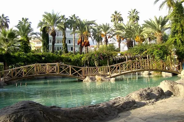 Kedi Evi Park - Resim 1
