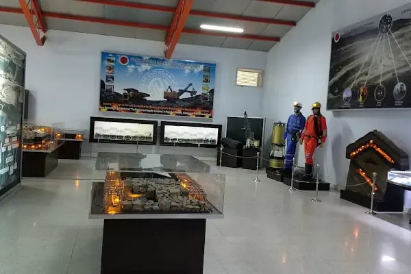 MTA Genel Müdürlüğü Şehit Mehmet Alan Enerji Parkı - Resim 18