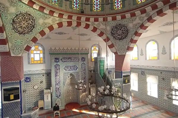 Cumhuriyet Camii - Resim 2