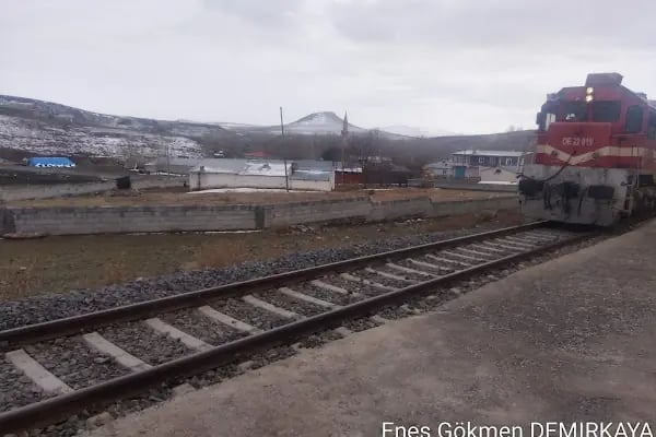 Kars Akyaka Treni Camuşlu Köyü Durağı - Resim 10