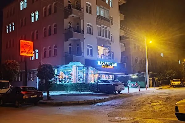 Hasan Uyar Barbes Clup - Resim 2
