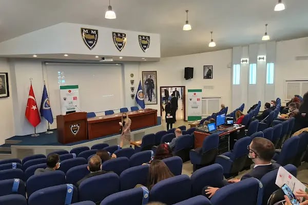 Aziz Köklü Konferans Salonu - Resim 2