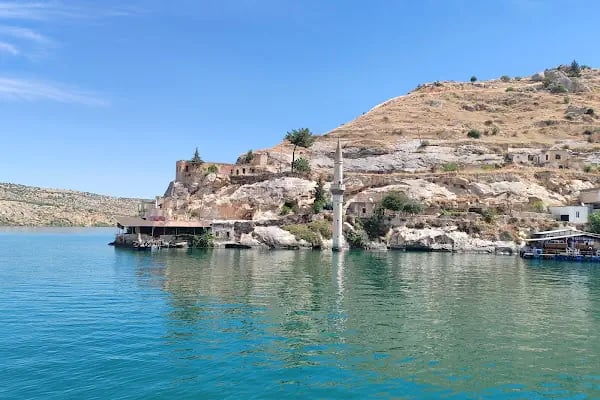 Halfeti Rum Kale Uygun Fiyata Tekne Turu Mehmet Kaptan - Resim 2