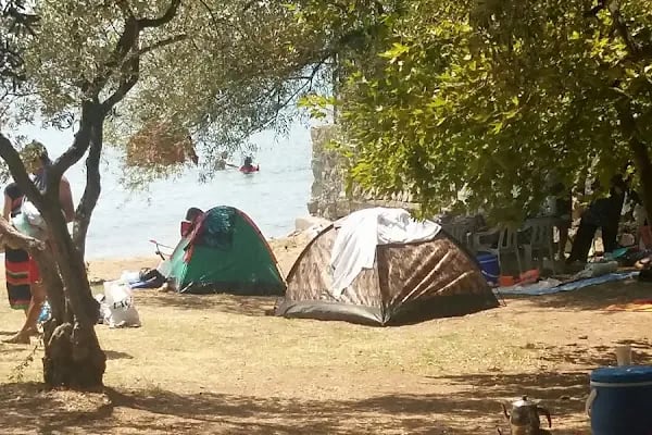 Küçübük İpek Kamp ve Piknik Alanı - Resim 13