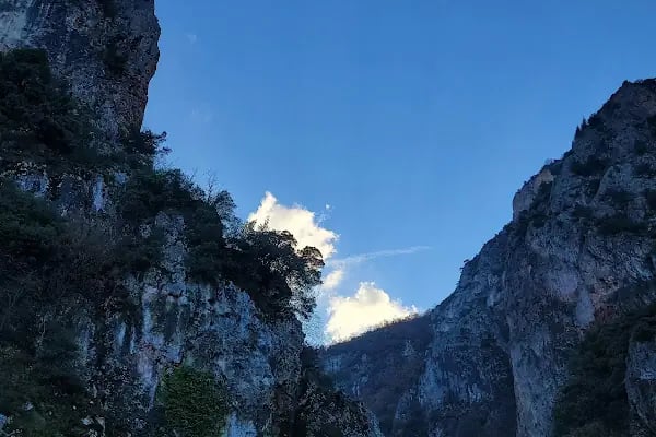 Oylat Şelalesi Doğa Yürüyüş Parkuru - Resim 17