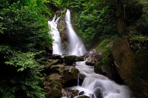 Oylat Şelalesi Doğa Yürüyüş Parkuru - Resim 1