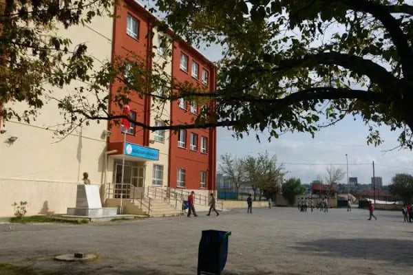 DELİKLİKAYA ORTA OKULU - Resim 3