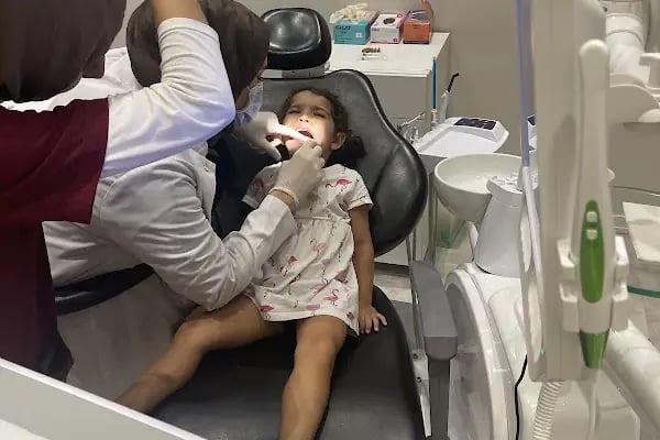 DentAslan ağız ve diş sağlığı polikliniği - Resim 11