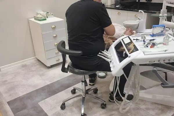 DentAslan ağız ve diş sağlığı polikliniği - Resim 17