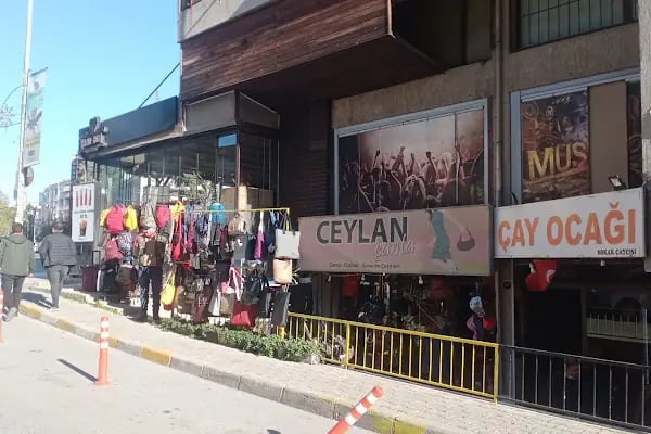 Ceylan çanta buca valiz bavul satışı ve çanta tamiri - Resim 12