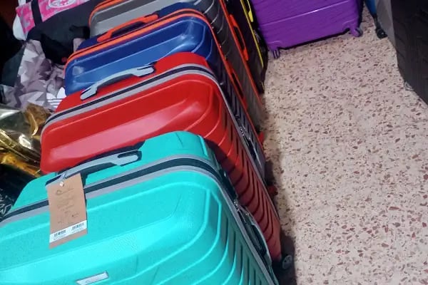 Ceylan çanta buca valiz bavul satışı ve çanta tamiri - Resim 10