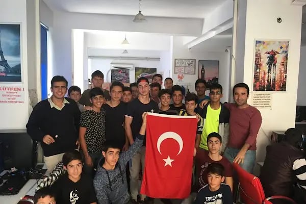 Genclik Cafe internet - Resim 20
