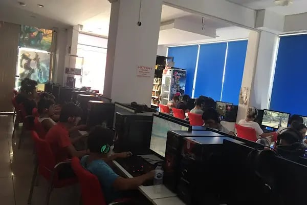 Genclik Cafe internet - Resim 4