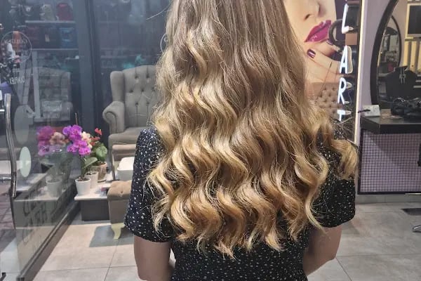Gölgen Hair Beauty Saloon - Resim 16