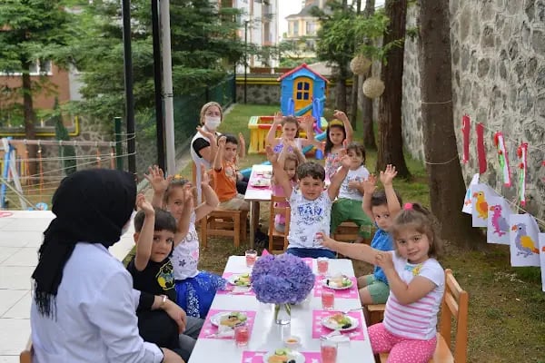 Boztepe Karınca Yuvası Kreş ve Gündüz Bakımevi - Resim 1