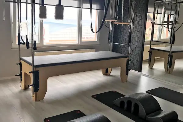 AURA XL FITNESS &amp; CROSSFIT &amp; TRABZON SPOR SALONU - Resim 2