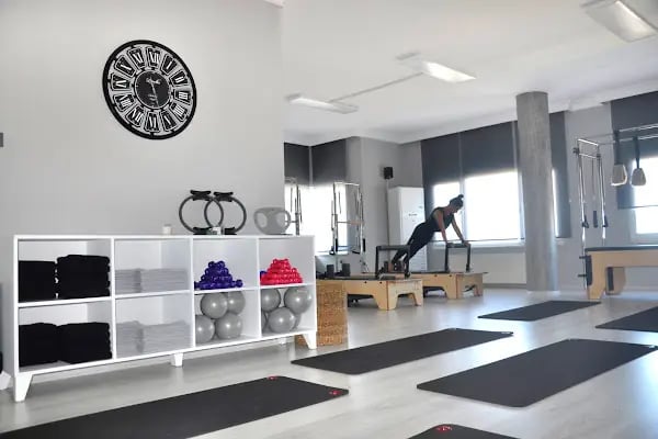 AURA XL FITNESS &amp; CROSSFIT &amp; TRABZON SPOR SALONU - Resim 4