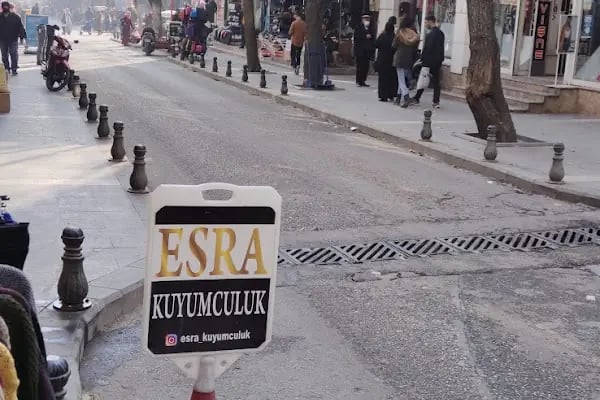 ESRA KUYUMCULUK - Resim 15