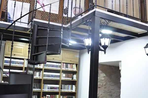 Yedi Güzel Adam ve Öncüler Kütüphanesi - Resim 3